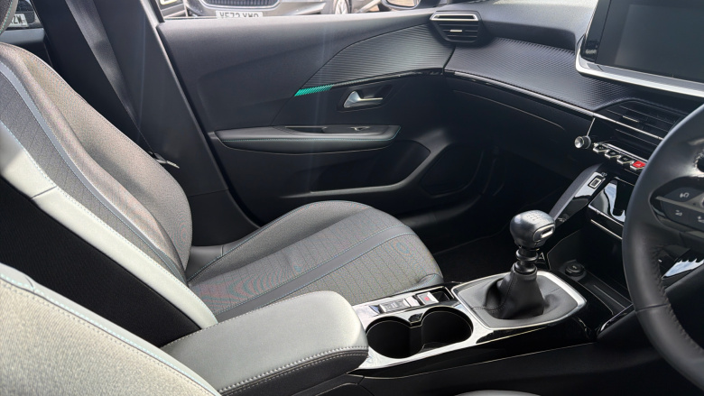 Peugeot 208 1.2 PureTech 100 Allure Premium 5dr Petrol Hatchback